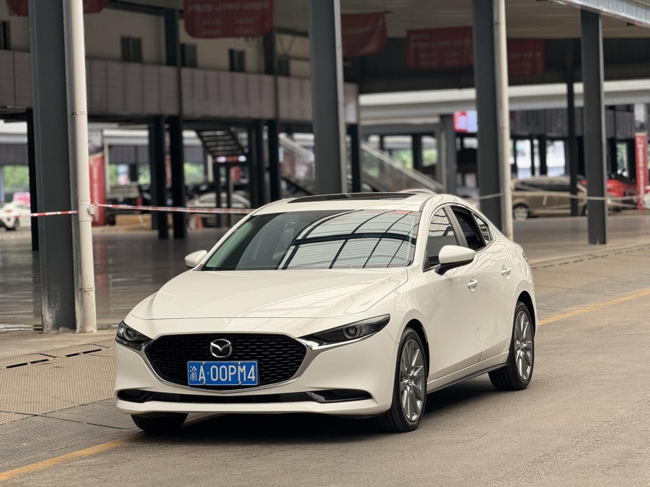 Mazda 3 Axela 2.0L Auto Quality Ultimate (2L) 2025