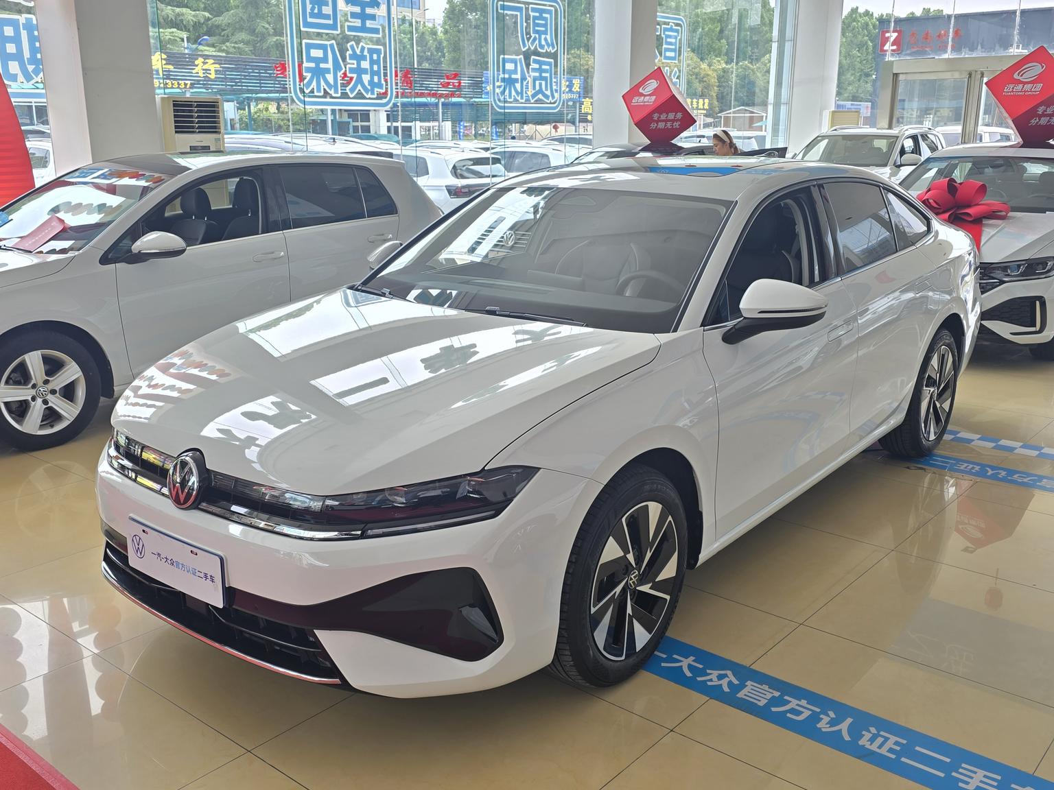 Volkswagen Sagitar L 300TSI DSG Elite 2026