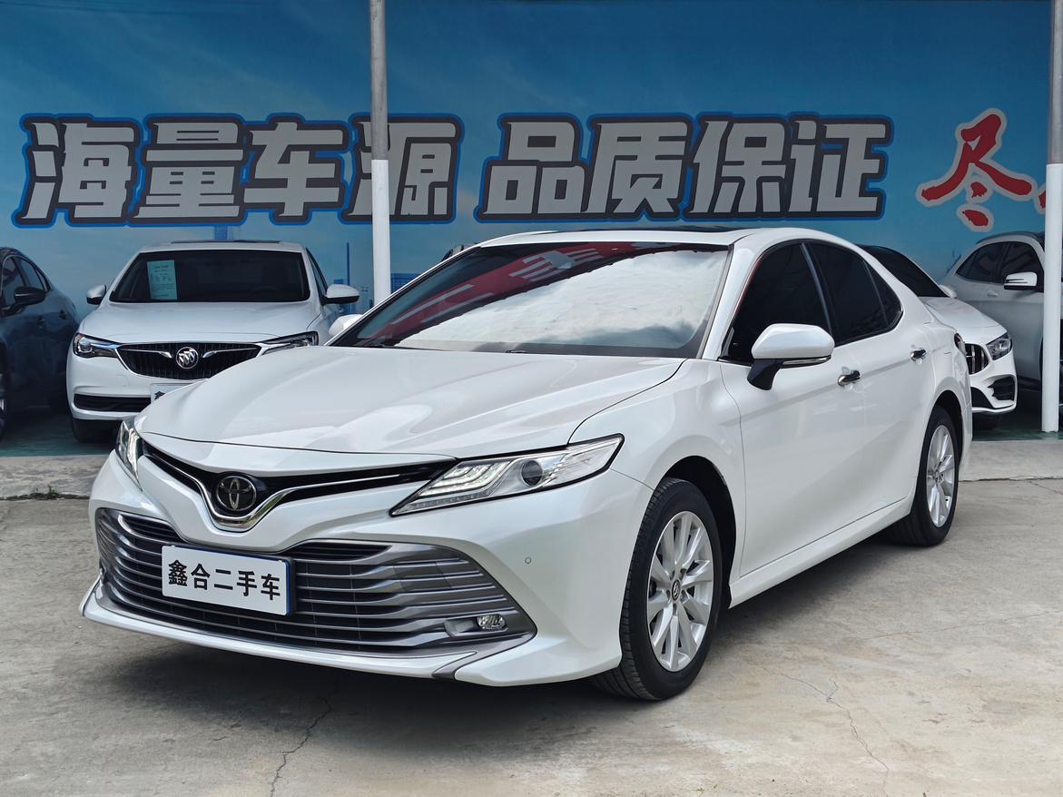 Toyota Camry 2.0G Luxury (2L) 2021