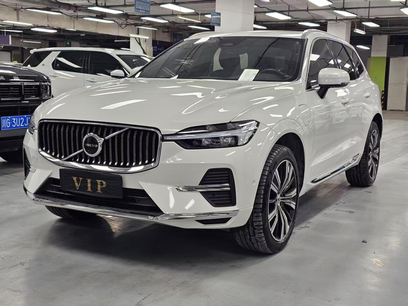 Volvo XC60-Phev T8 AWD Long Range Intelligent Premium Luxury (2L) 2022