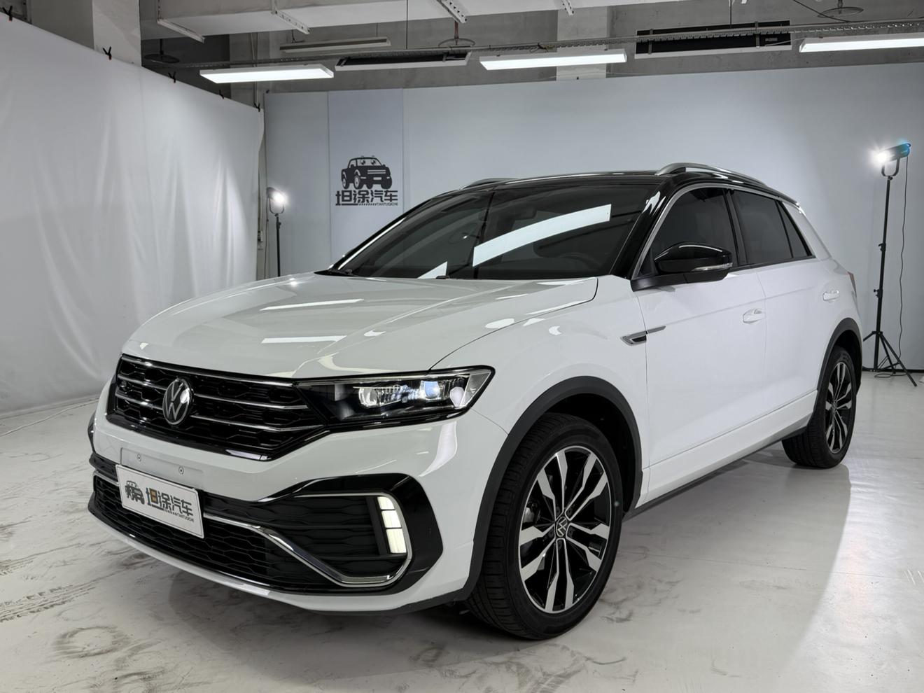 Volkswagen T-ROC 280TSI DSG 2WD R-Line Pro Plus 2022
