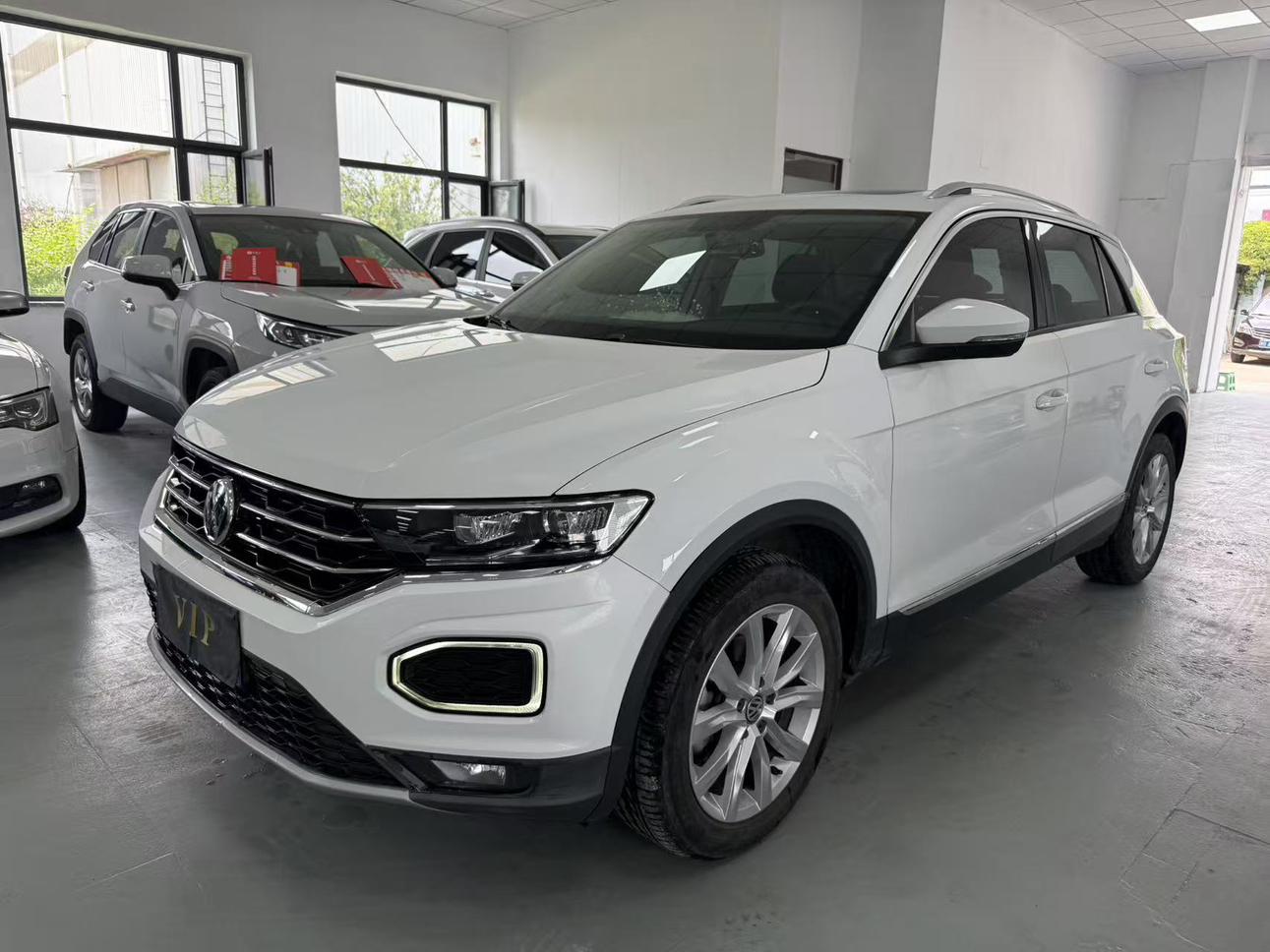 Volkswagen T-ROC 230 TSI DSG 2WD Sport VI 2020