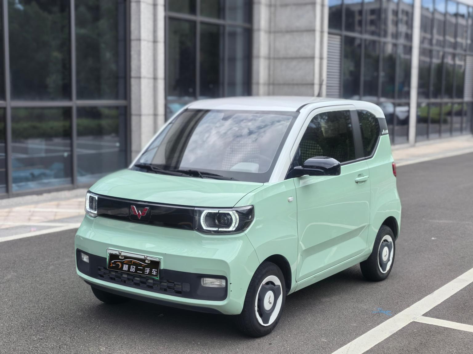 Wuling Miniev Macaron Sandwich Edition NMC 120km 2021