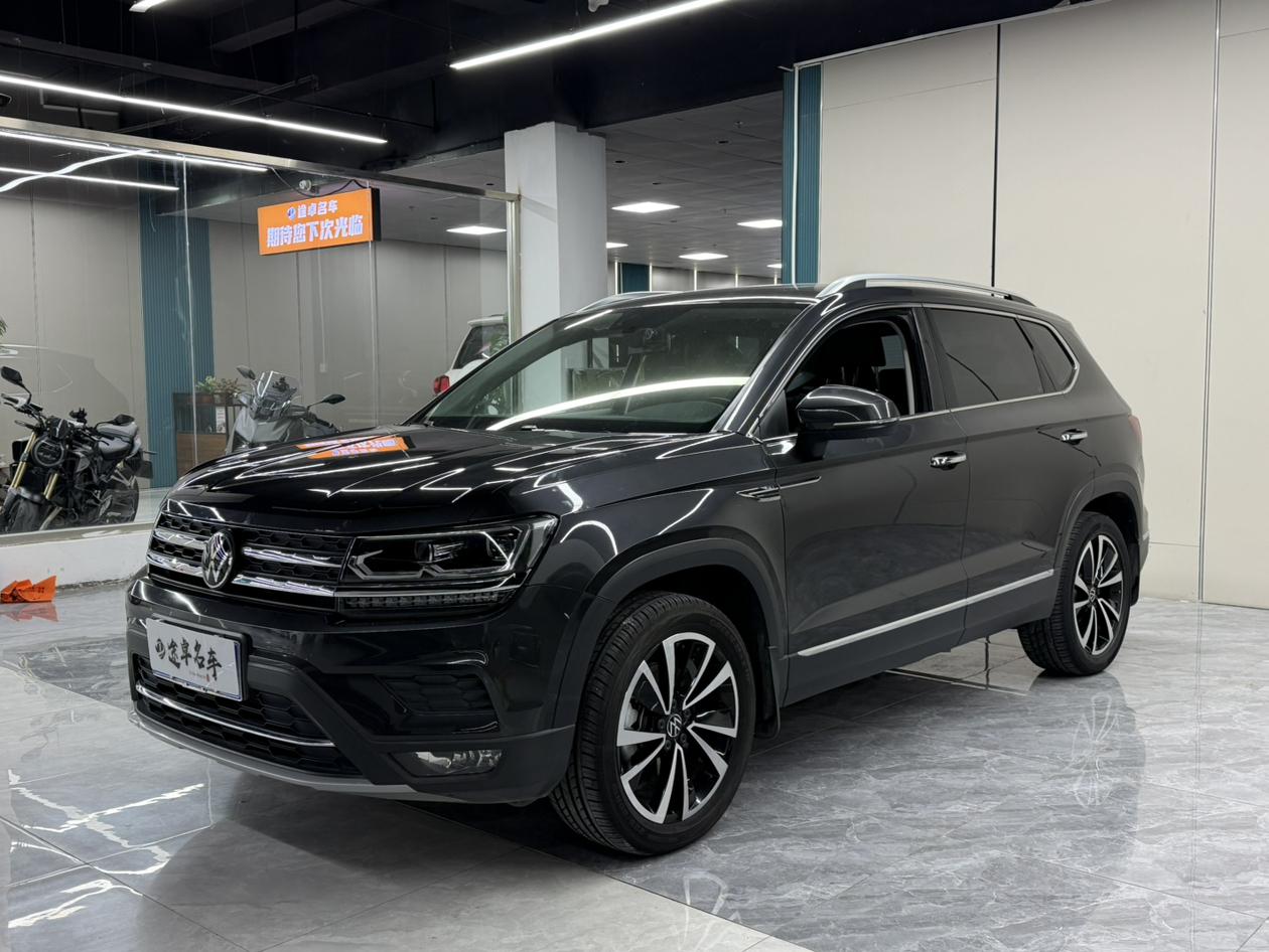 Volkswagen Tharu 330TSI 4WD Luxury Plus 2021