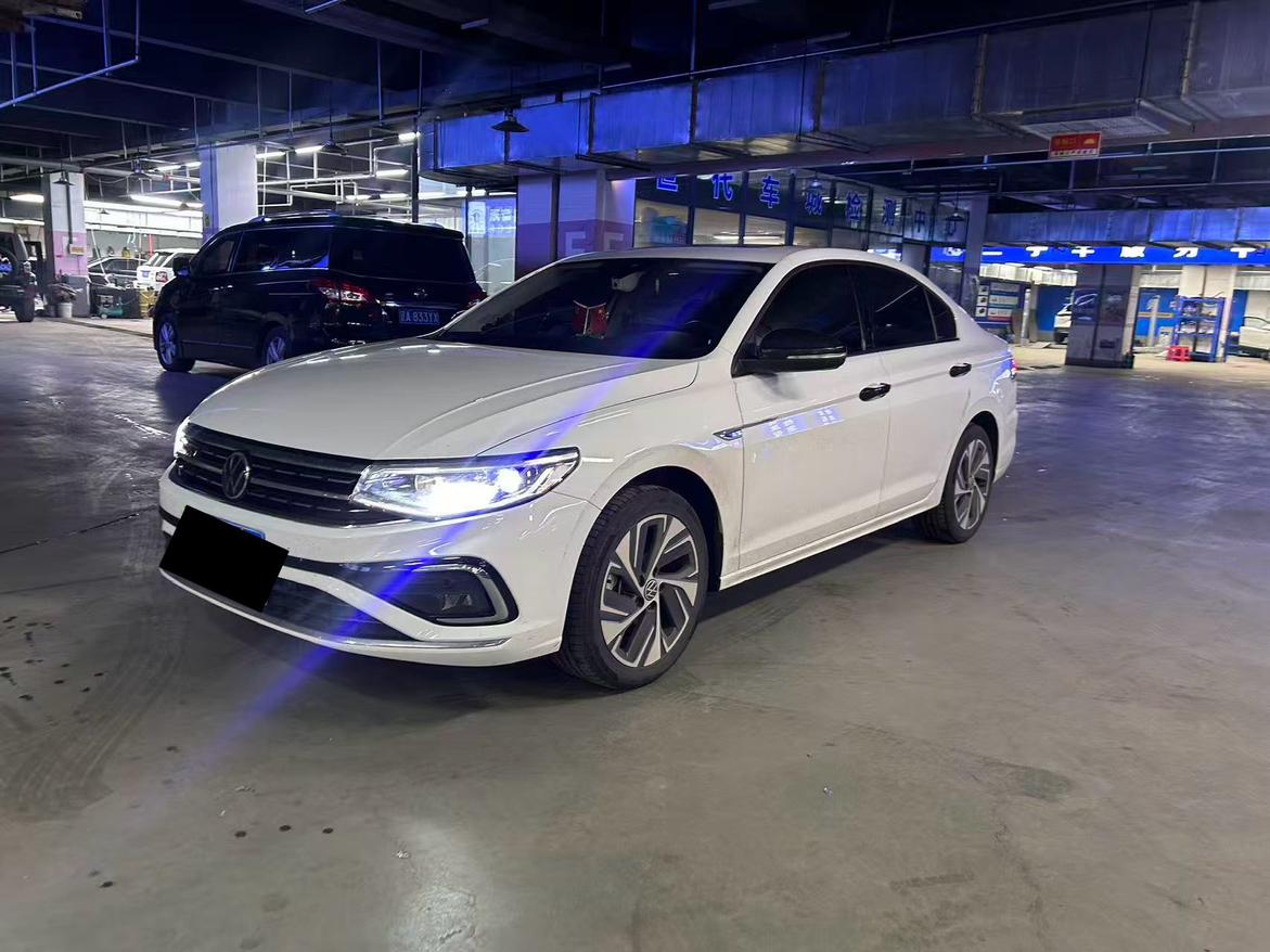 Volkswagen Bora 300TSI DSG Noble 2025