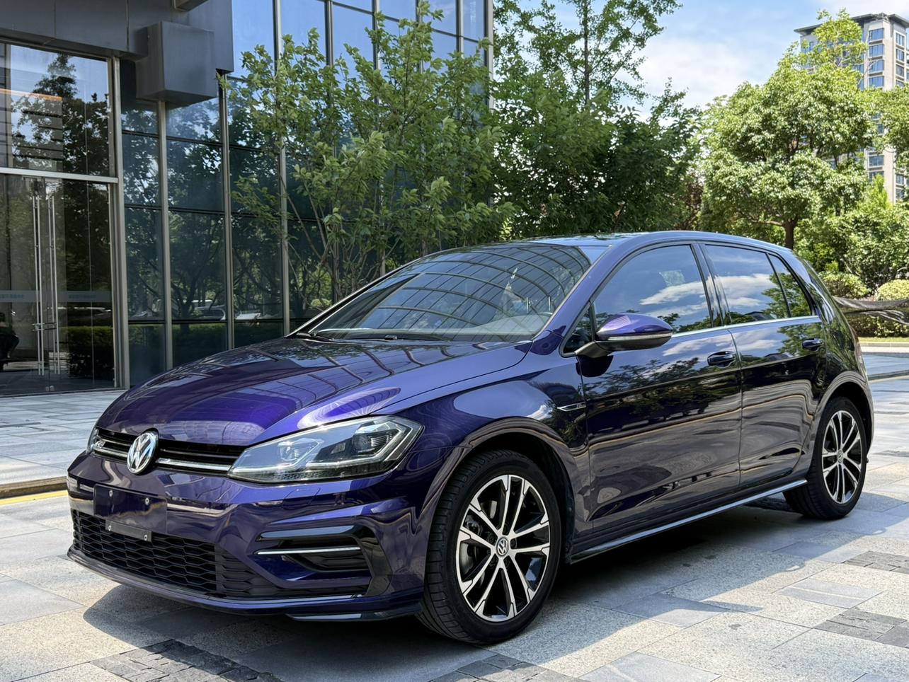 Volkswagen Golf Beloved 280TSI DSG R-Line 2020