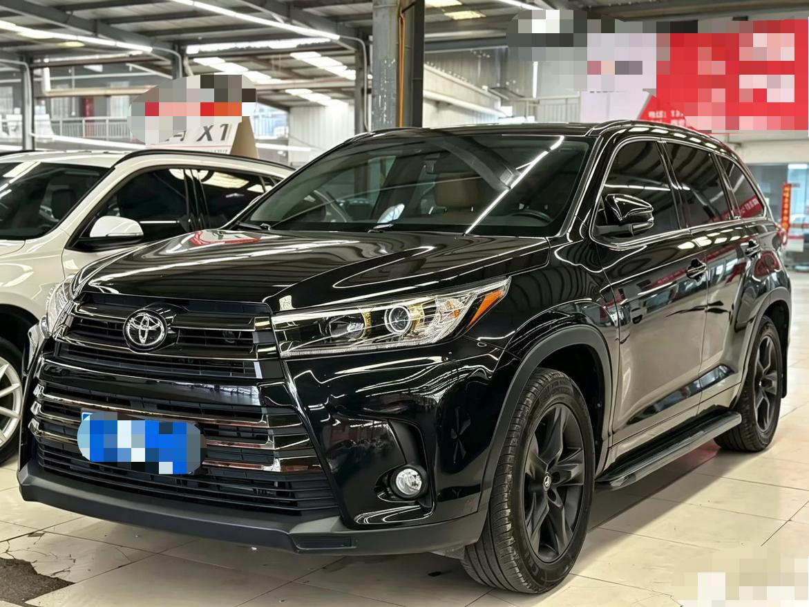 Toyota Highlander AWD Knight Seat 2021