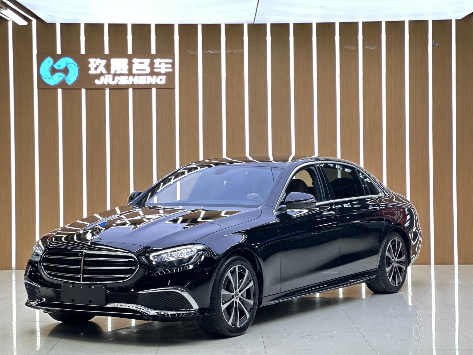 Mercedes Class-E E 350 e L Sport Sedan (2L) 2022