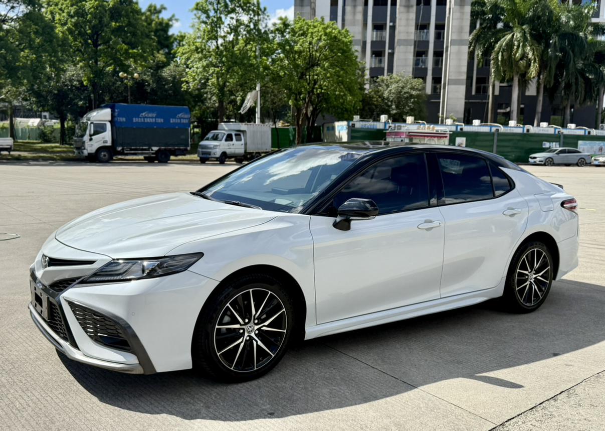 Toyota Camry S Sport 2023