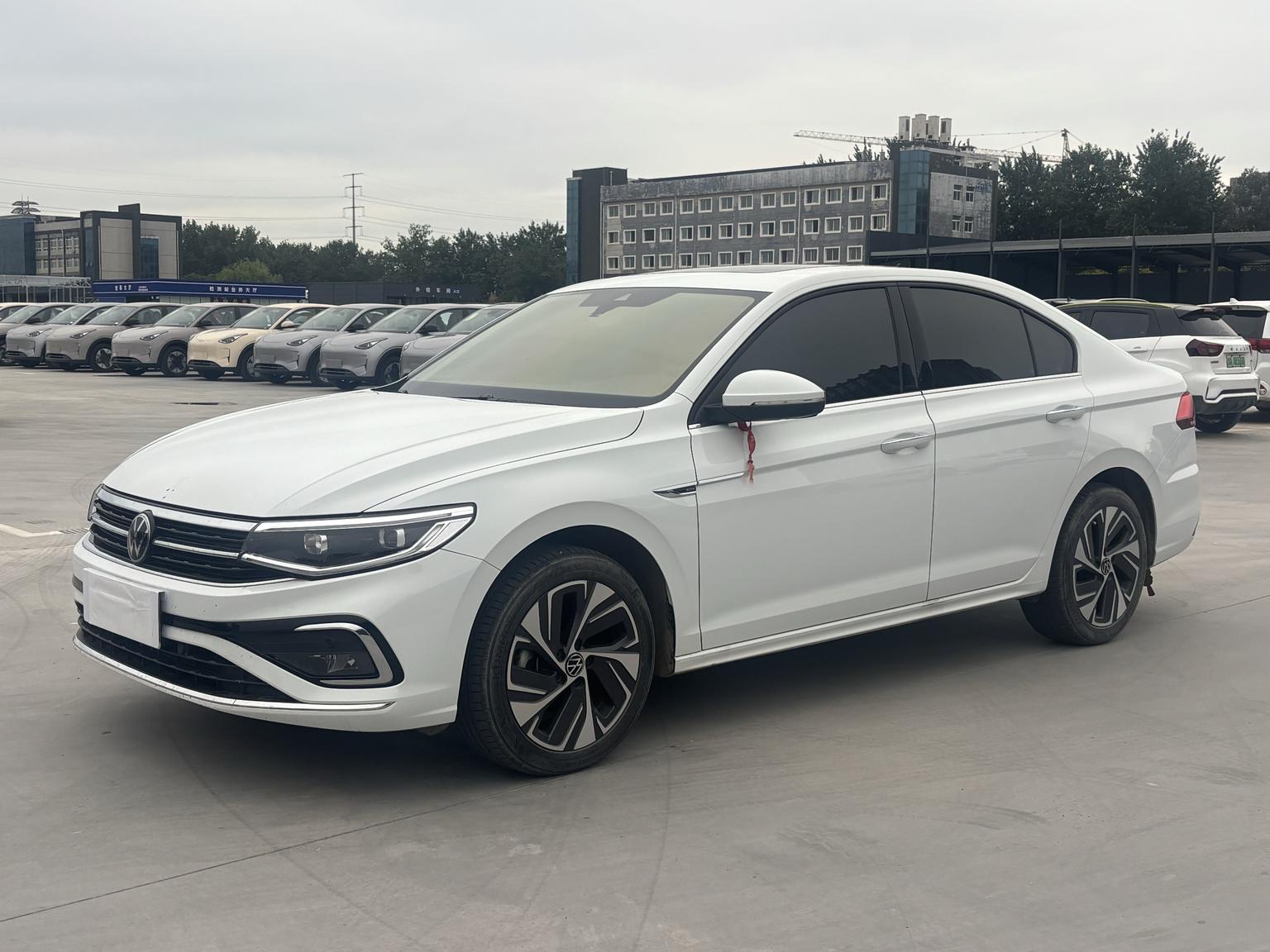 Volkswagen Bora 300TSI DSG Noble 2025