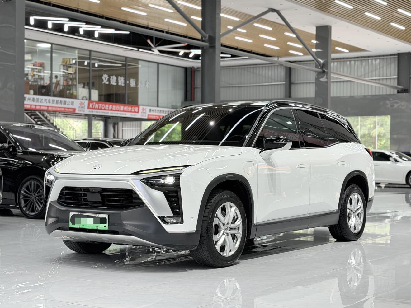 NIO ES8 580km 2022