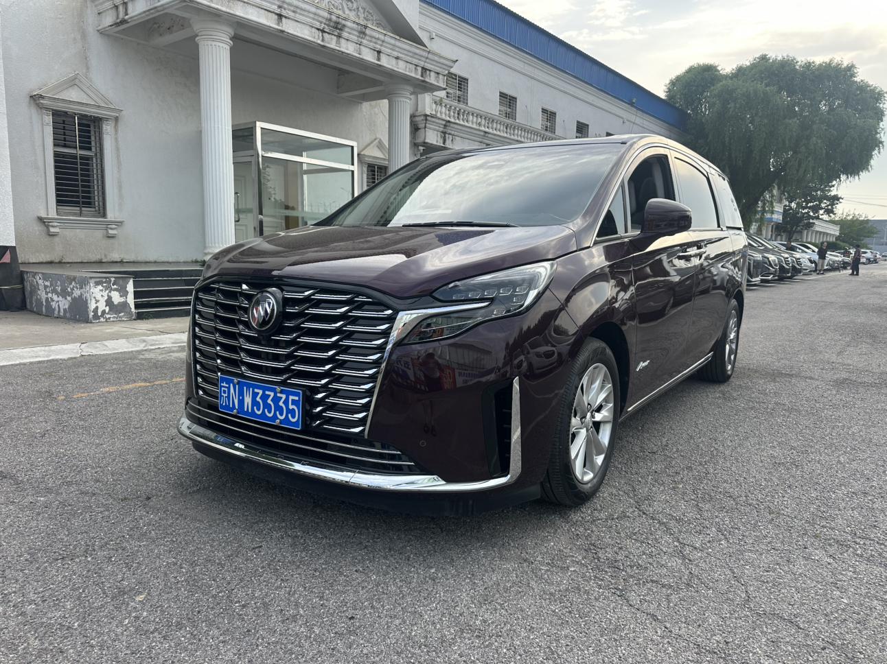 Buick GL8 Avenir 2.0T 6-Seat Virtue 2023