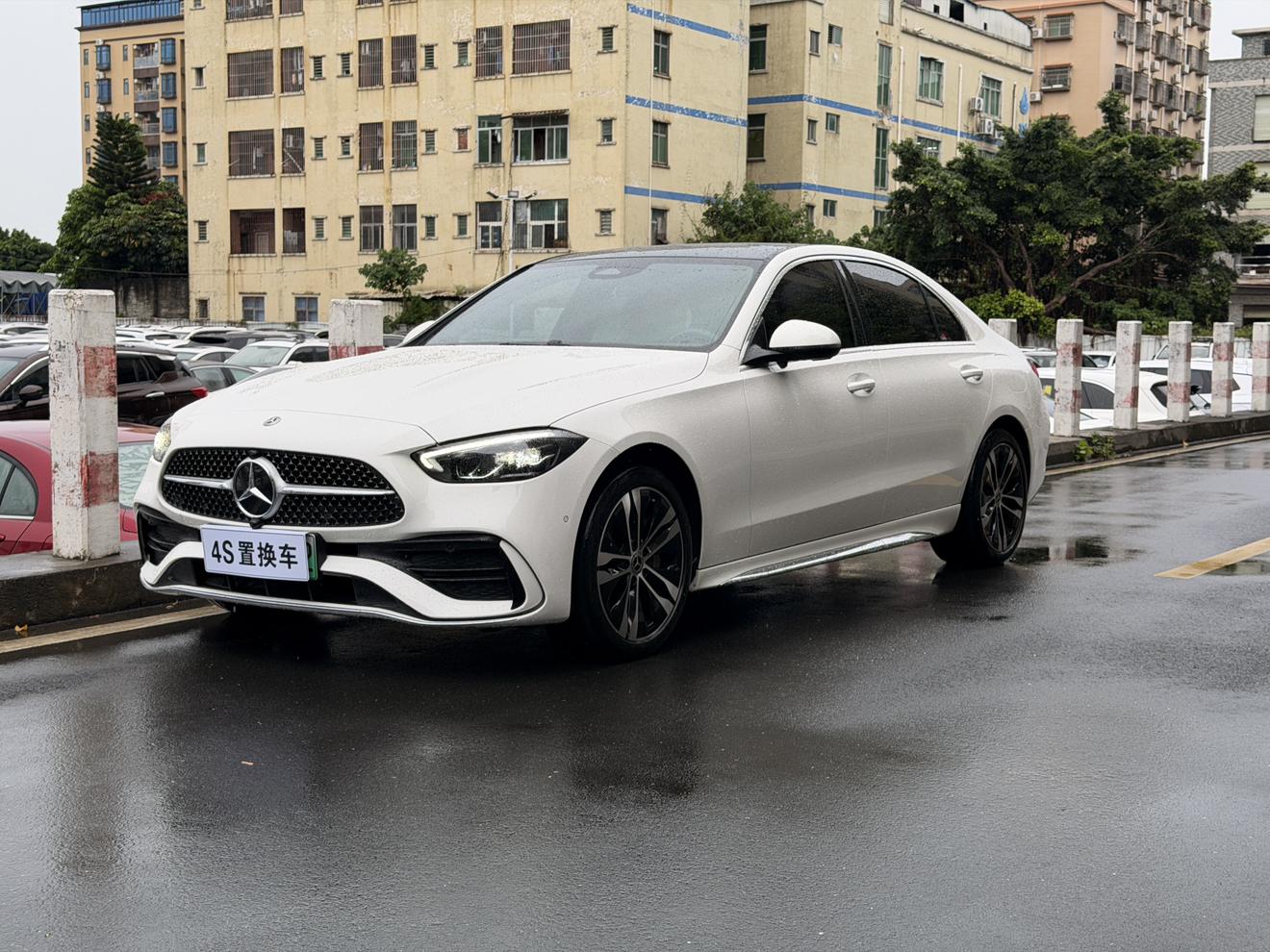 Mercedes Benz Class-C eL Plug-in Hybrid 2024