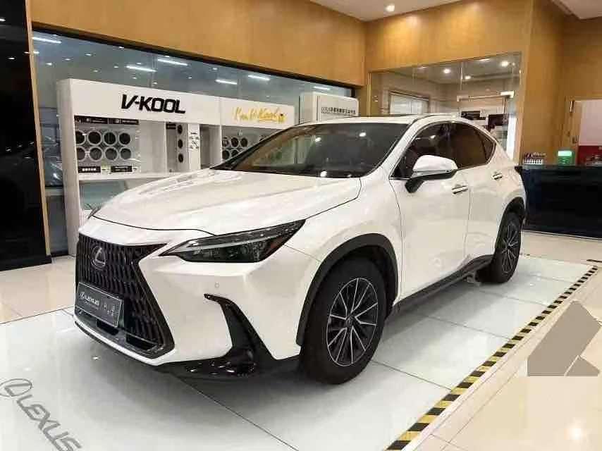 Lexus NX200 400h+ Joy (2.5L) 2022