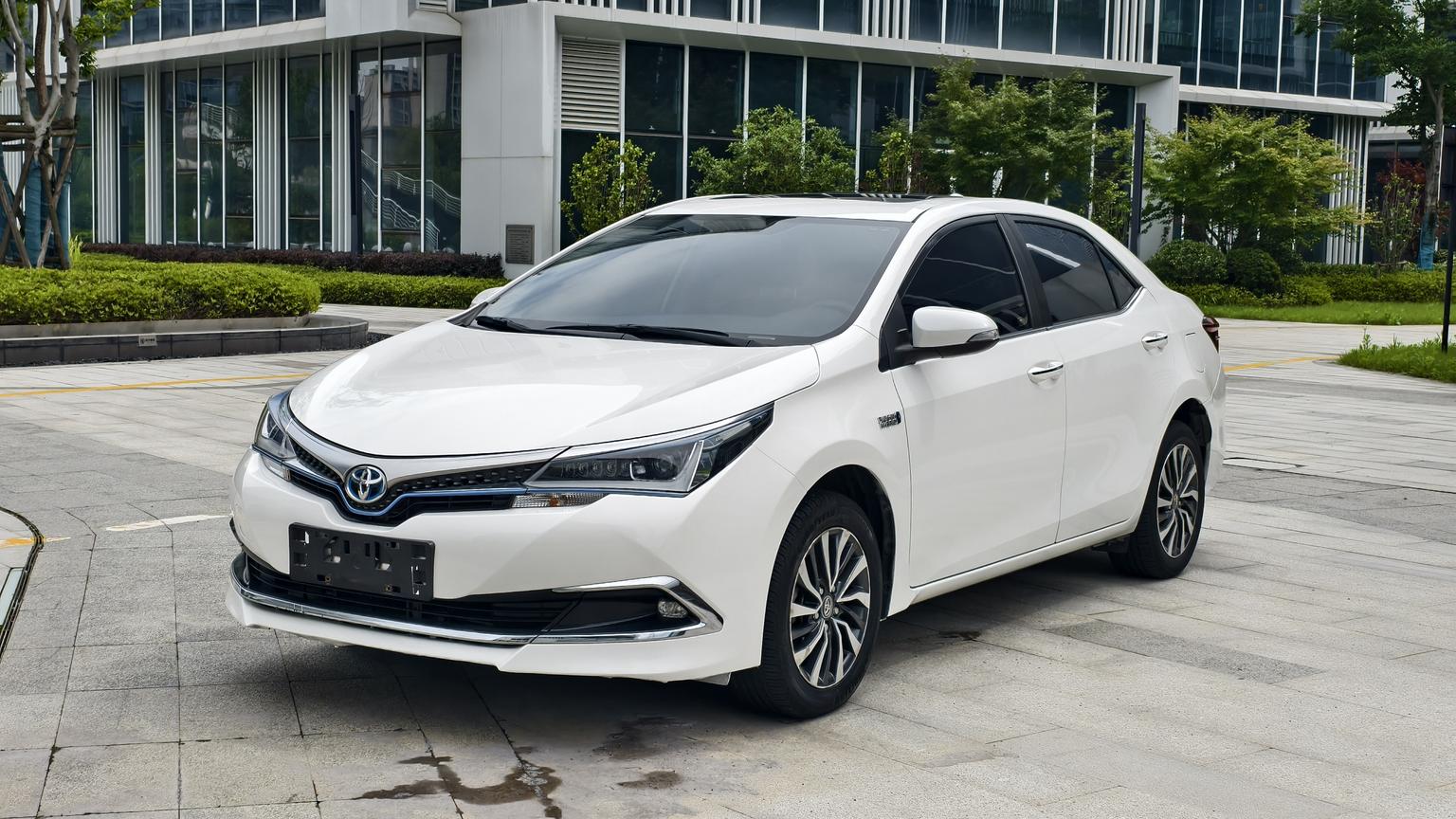 Toyota Corolla 1.8L Leading 2020
