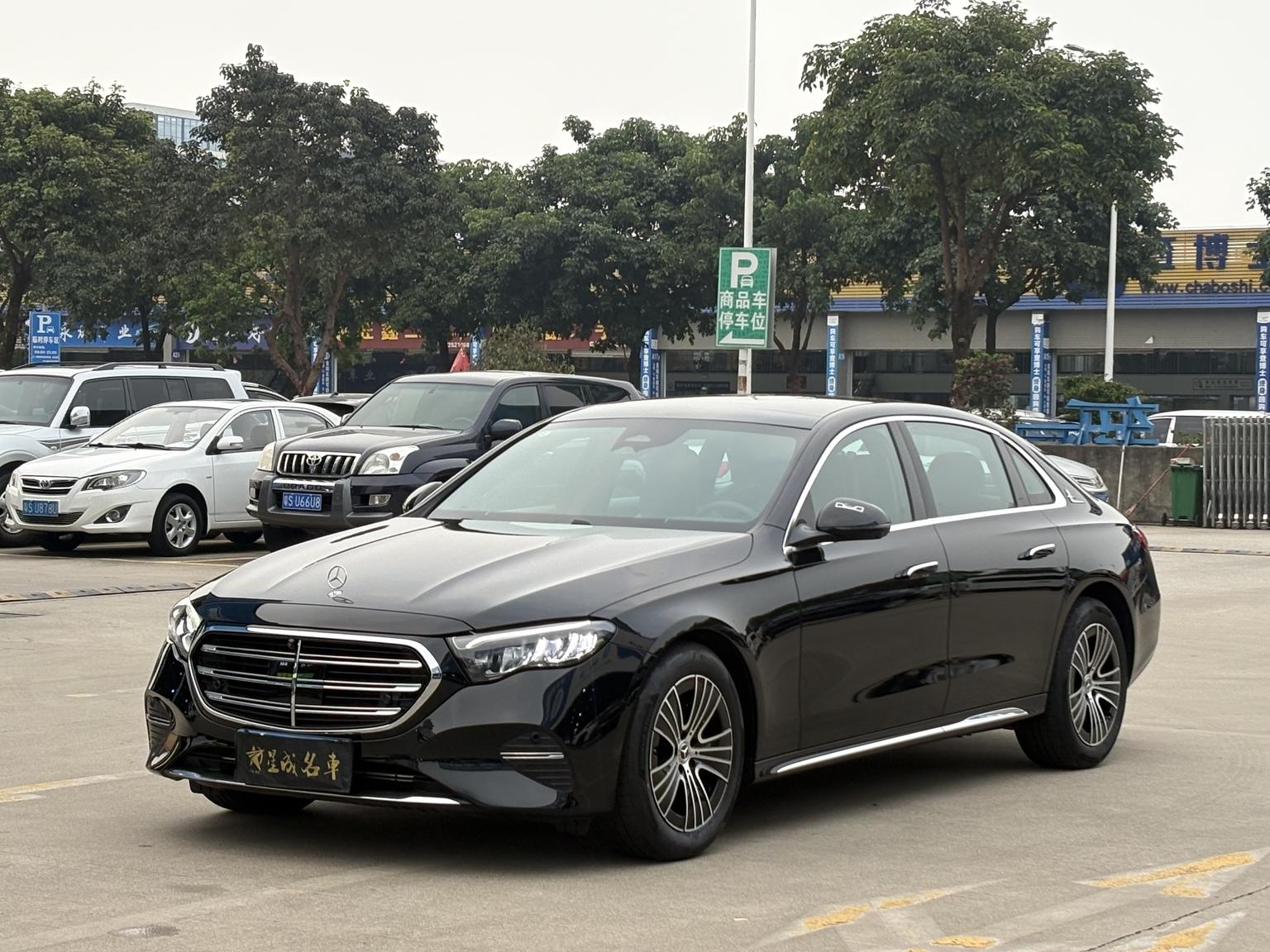 Mercedes Class-E 260 L Sedan (2L) 2025