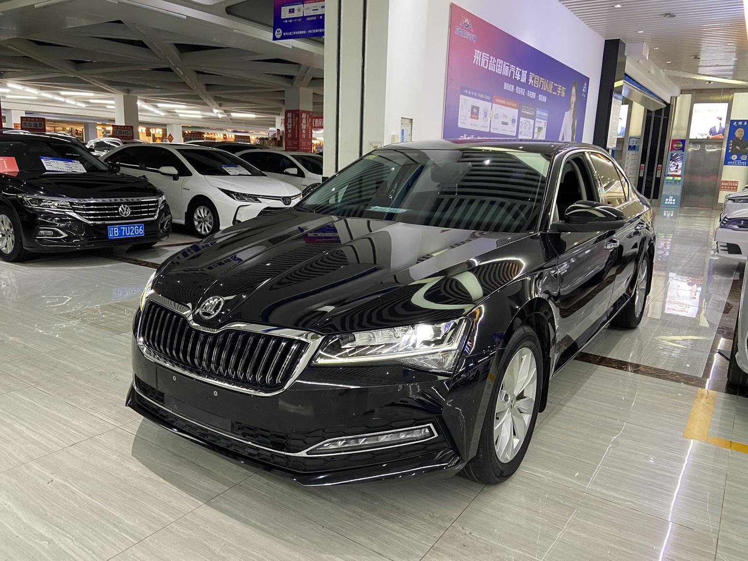 Skoda Superb 280 TSI DSG Comfort (1.4L) 2022