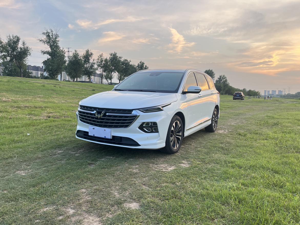 Wuling Victory 280T CVT Flagship (1.5L) 2022