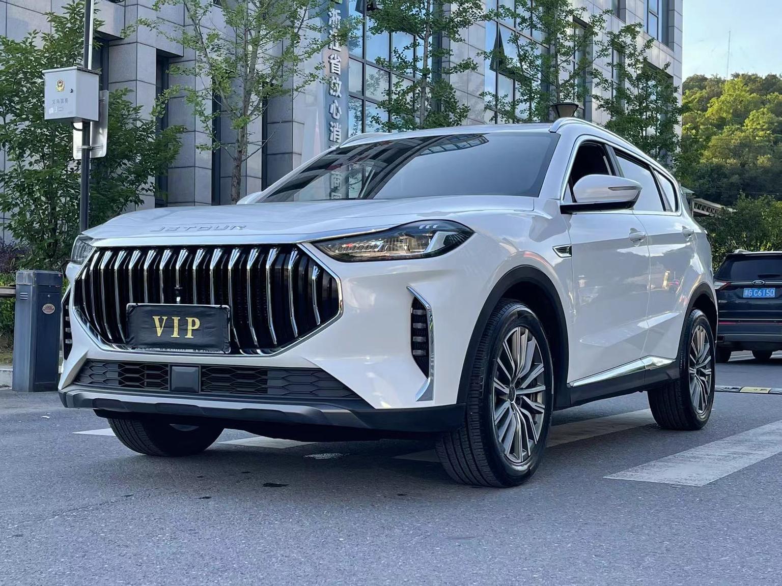 Jetour X70-Plus 1.5T 6DCT Ultimate 5-Seat 2025