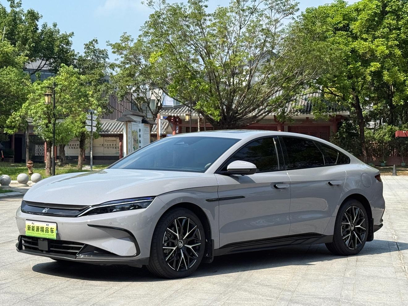 BYD HAN-DM DM-i 125km Noble 2024