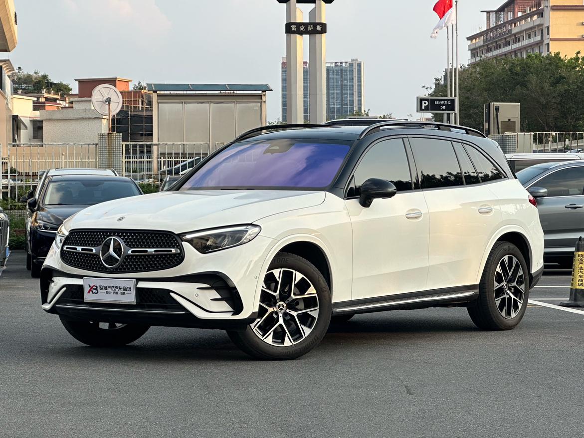 Mercedes GLC 260 L 4MATIC Luxury 5-Seat 2023
