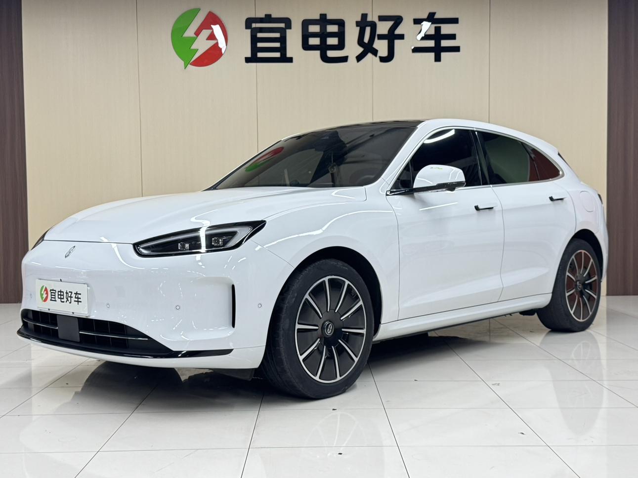 Aito M5 Electric AWD Performance 2023