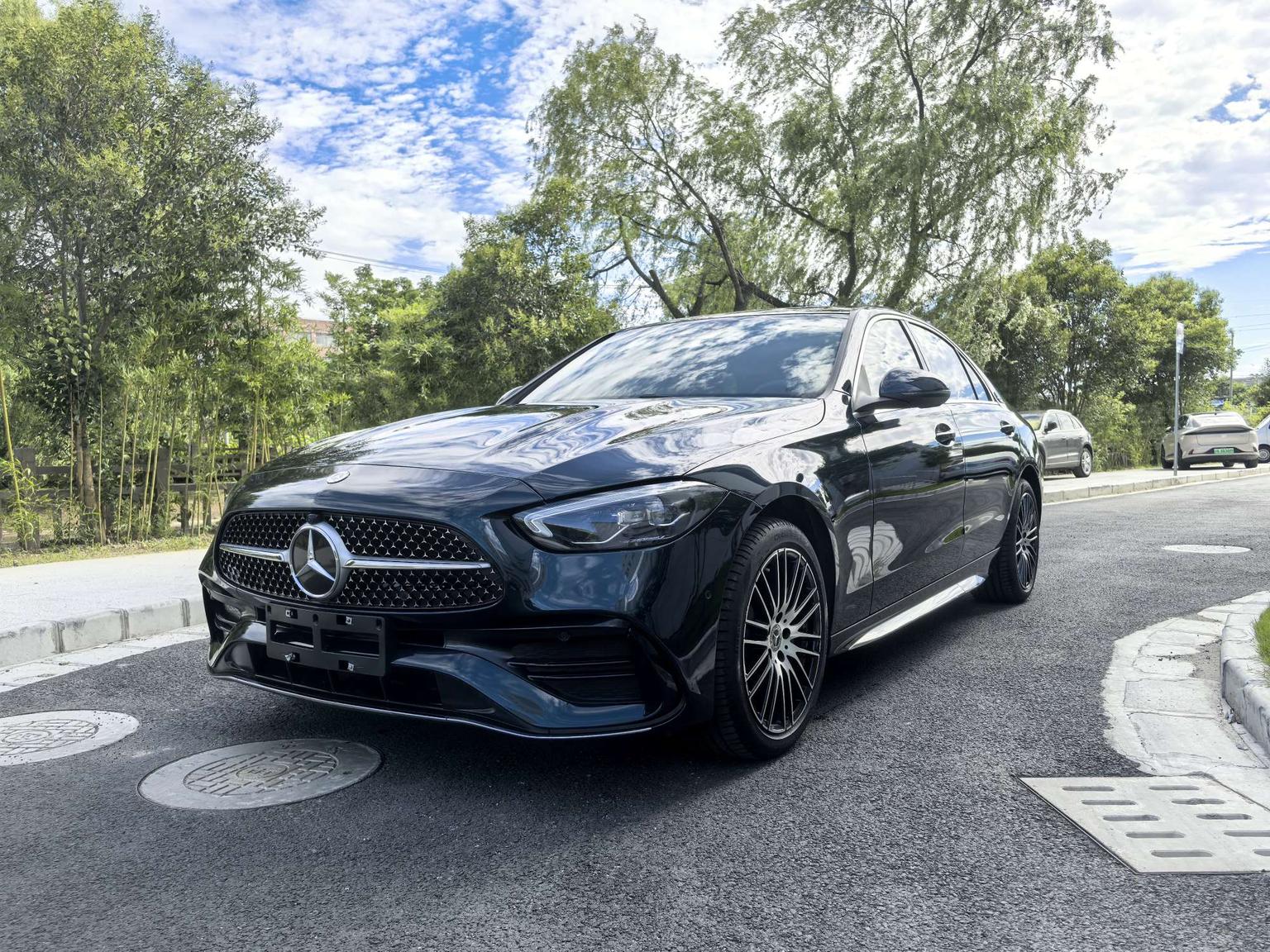 Mercedes Benz Class-C C 260 L 2023