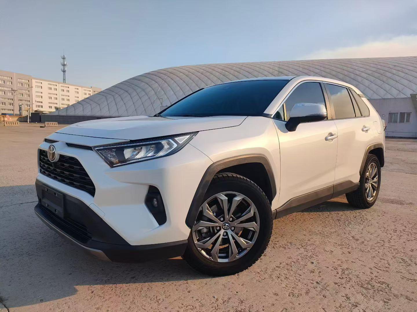 Toyota RAV4 2.0L CVT 2WD Trend 2024