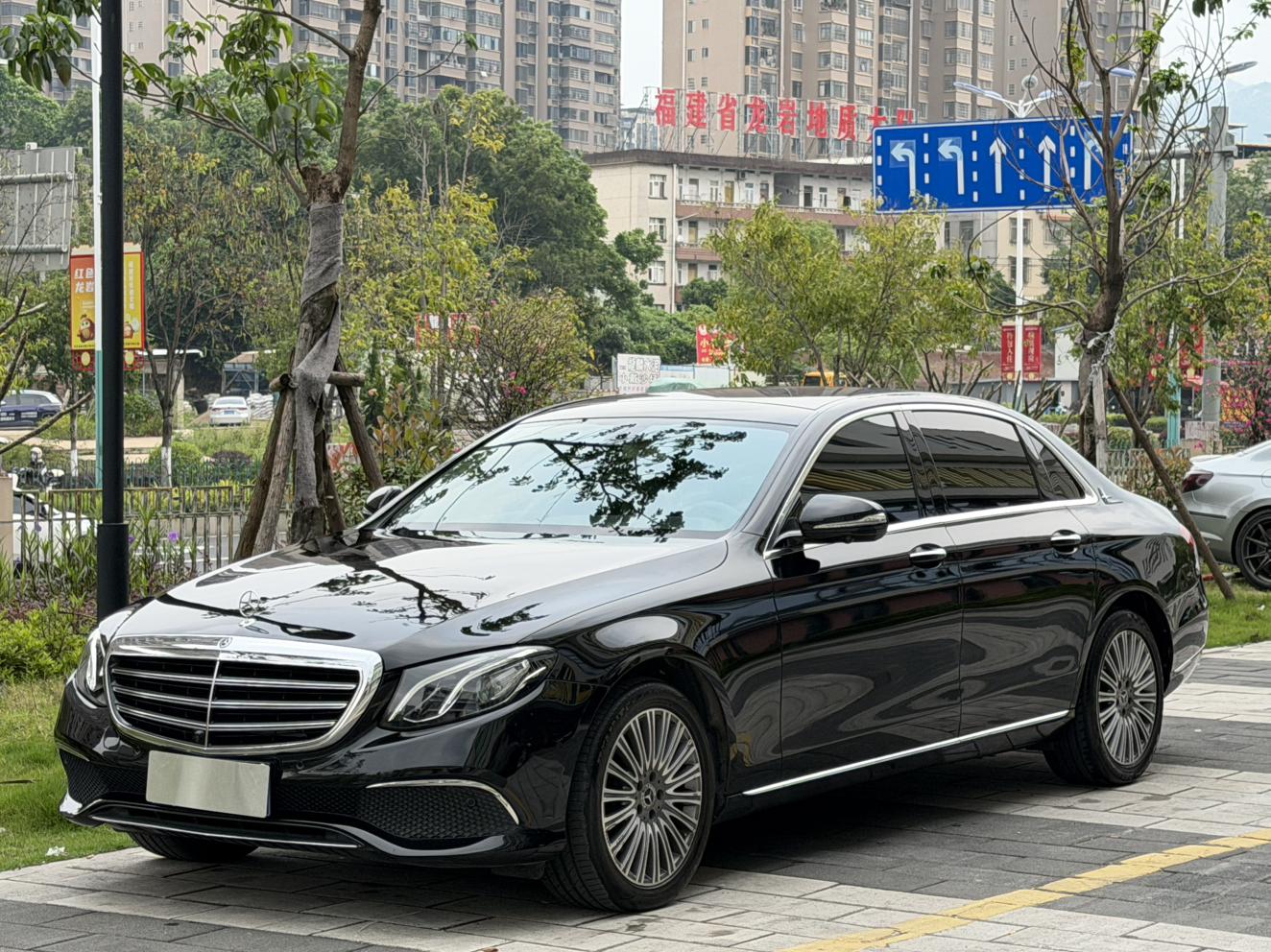 Mercedes Class-E Fashion (2L) 2020