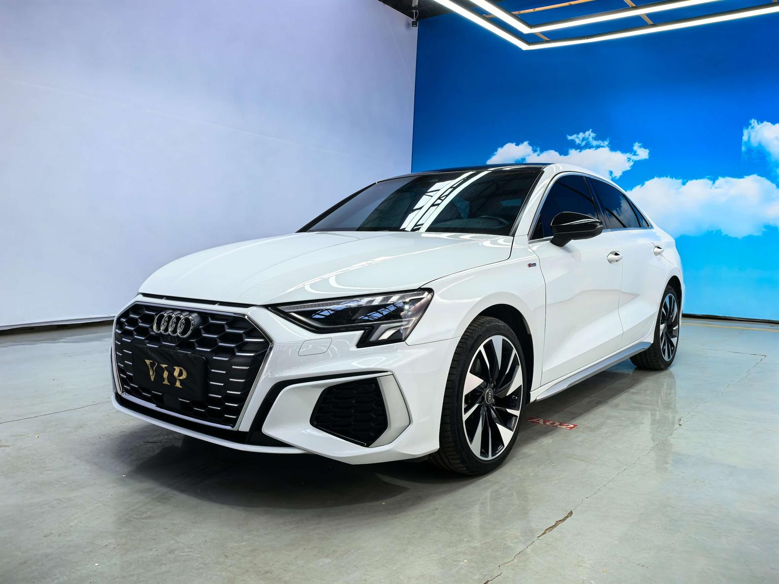 Audi A3 Luxury Sport (1.4L) 2023