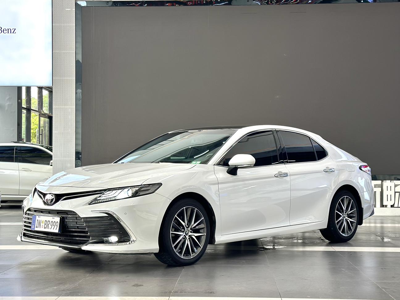 Toyota Camry 2.5G Luxury (2.5L) 2022