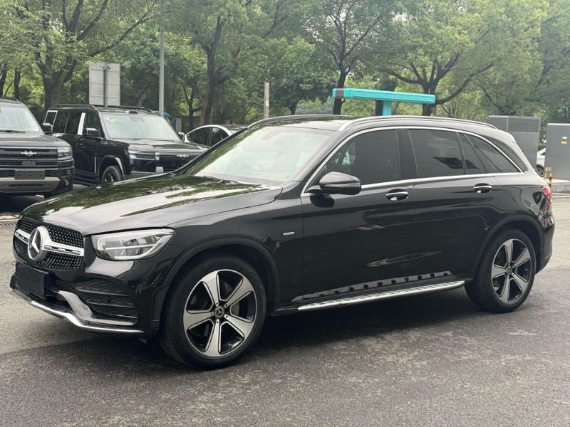 Mercedes GLC 300 L 4MATIC Luxury (2L) 2022