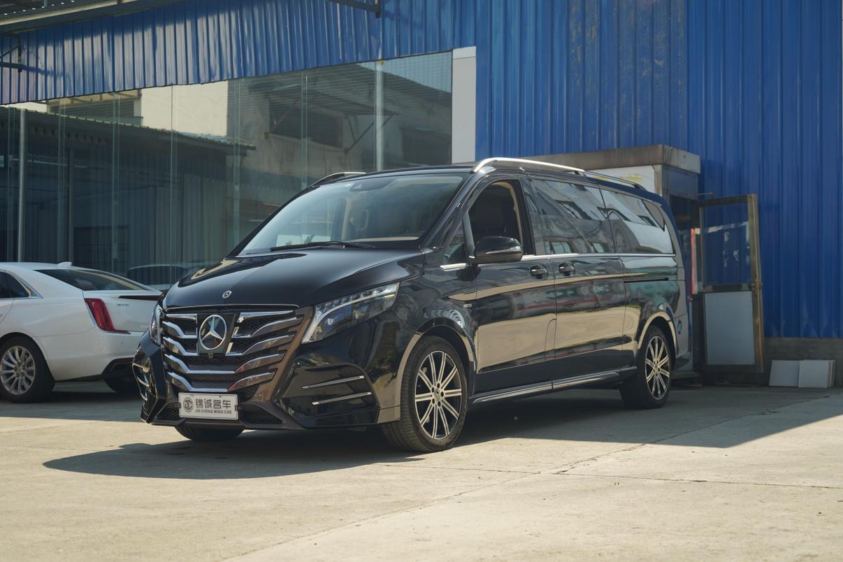 Mercedes V-260 Long Wheelbase Luxury (2L) 2023