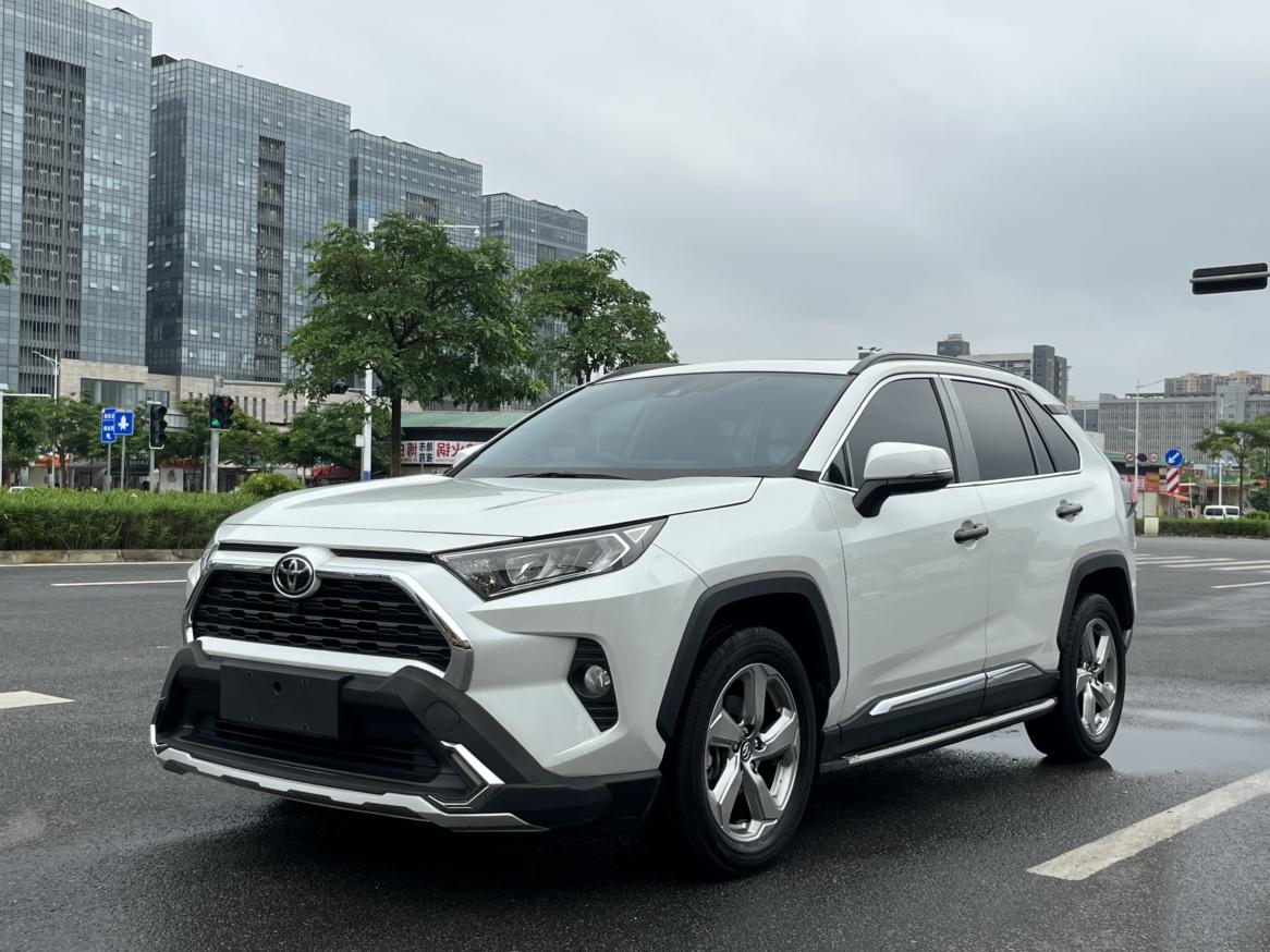 Toyota RAV4 2.0L CVT 4WD Trend 2022