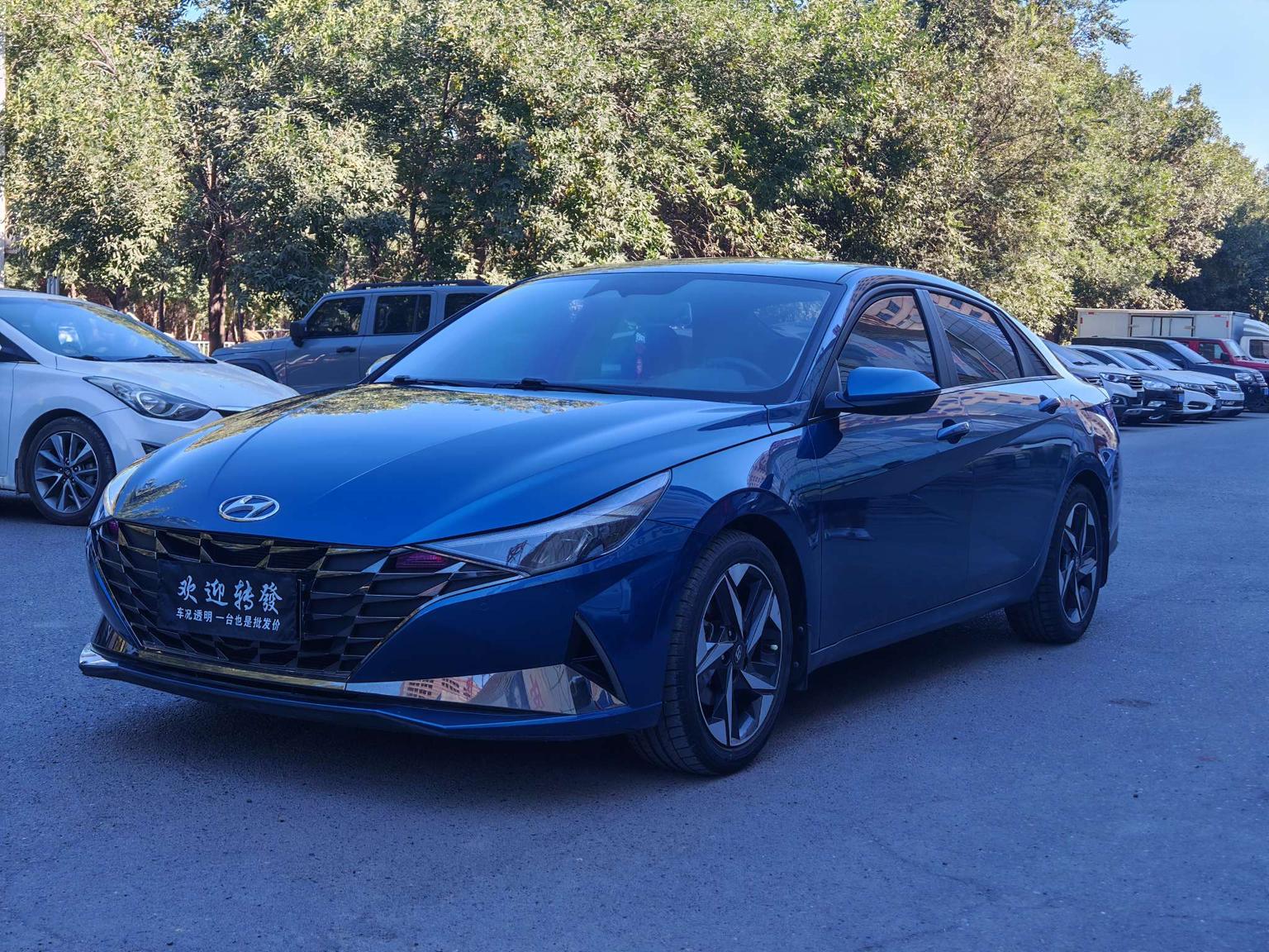 Hyundai Elantra LUX Black Knight Limited Edition 2022