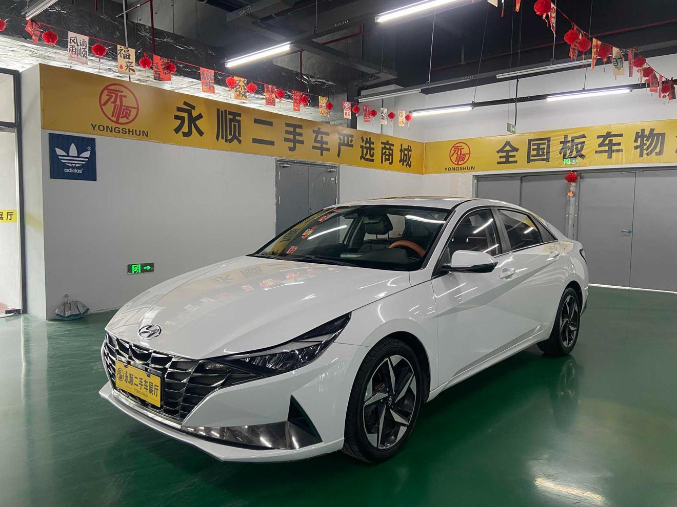 Hyundai Elantra GLS Leading Edition 2021