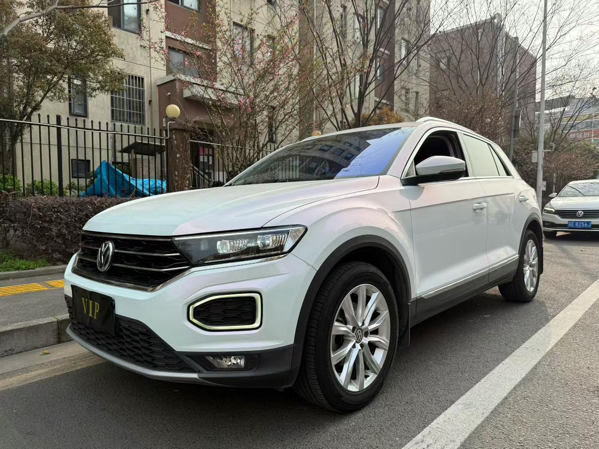Volkswagen T-ROC 230 TSI DSG 2WD Sport VI 2020