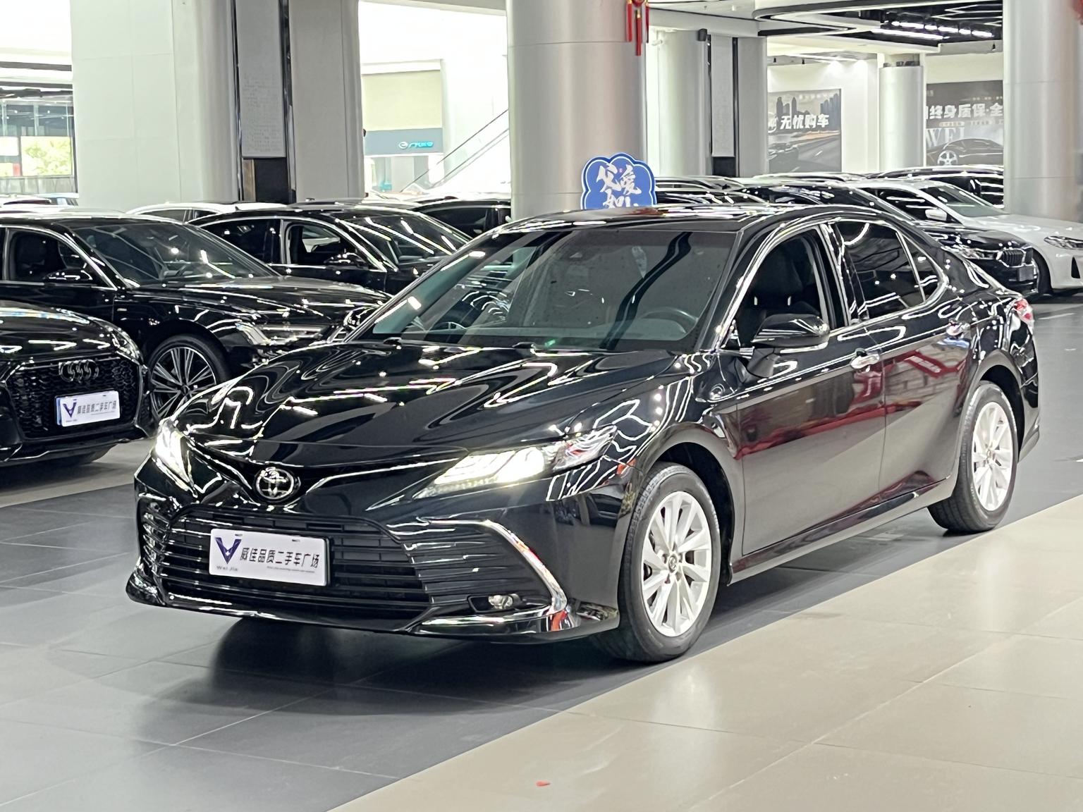 Toyota Camry 2.0G Luxury (2L) 2023