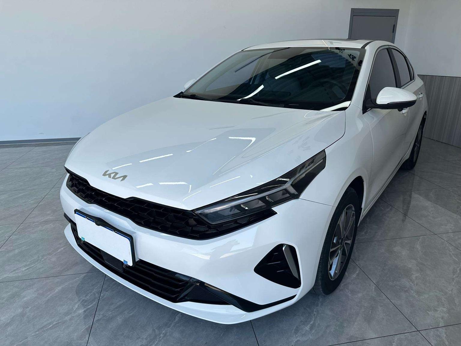 KIA K3 1.5L IVT Luxury (1.5L) 2023