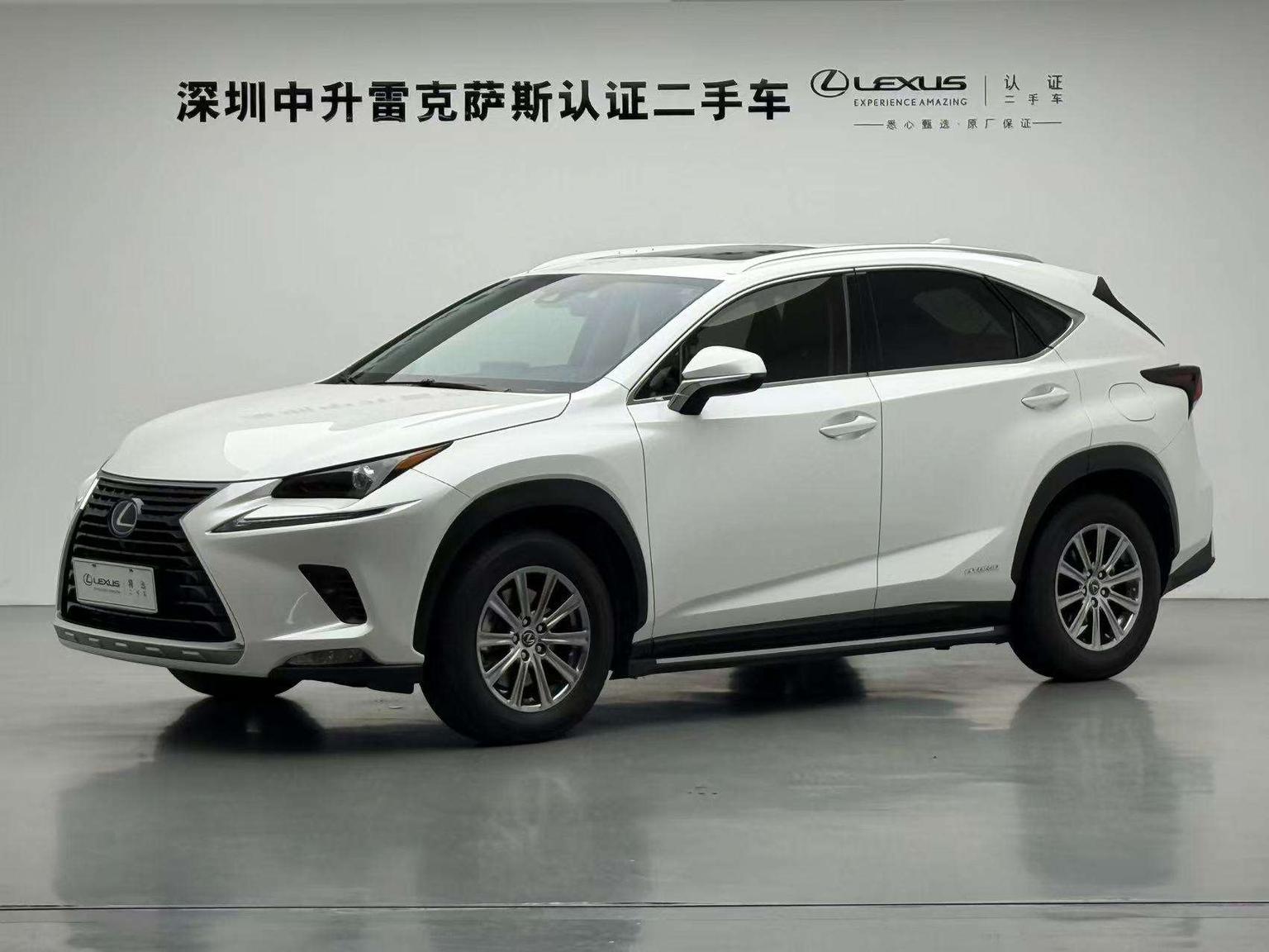 Lexus NX200 300h FWD Sharp Style (2.5L) 2019