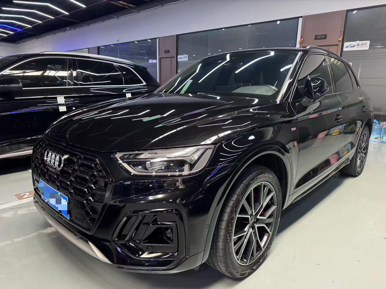 Audi Q5L Luxury Sport Edition (2L) 2023