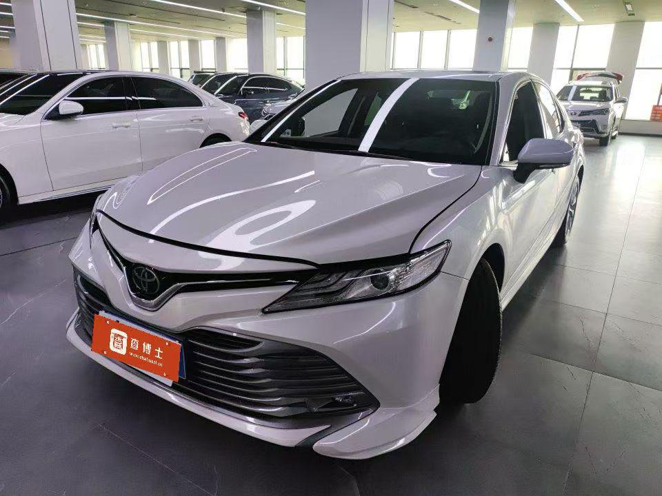 Toyota Camry 2.0G Luxury (2L) 2021