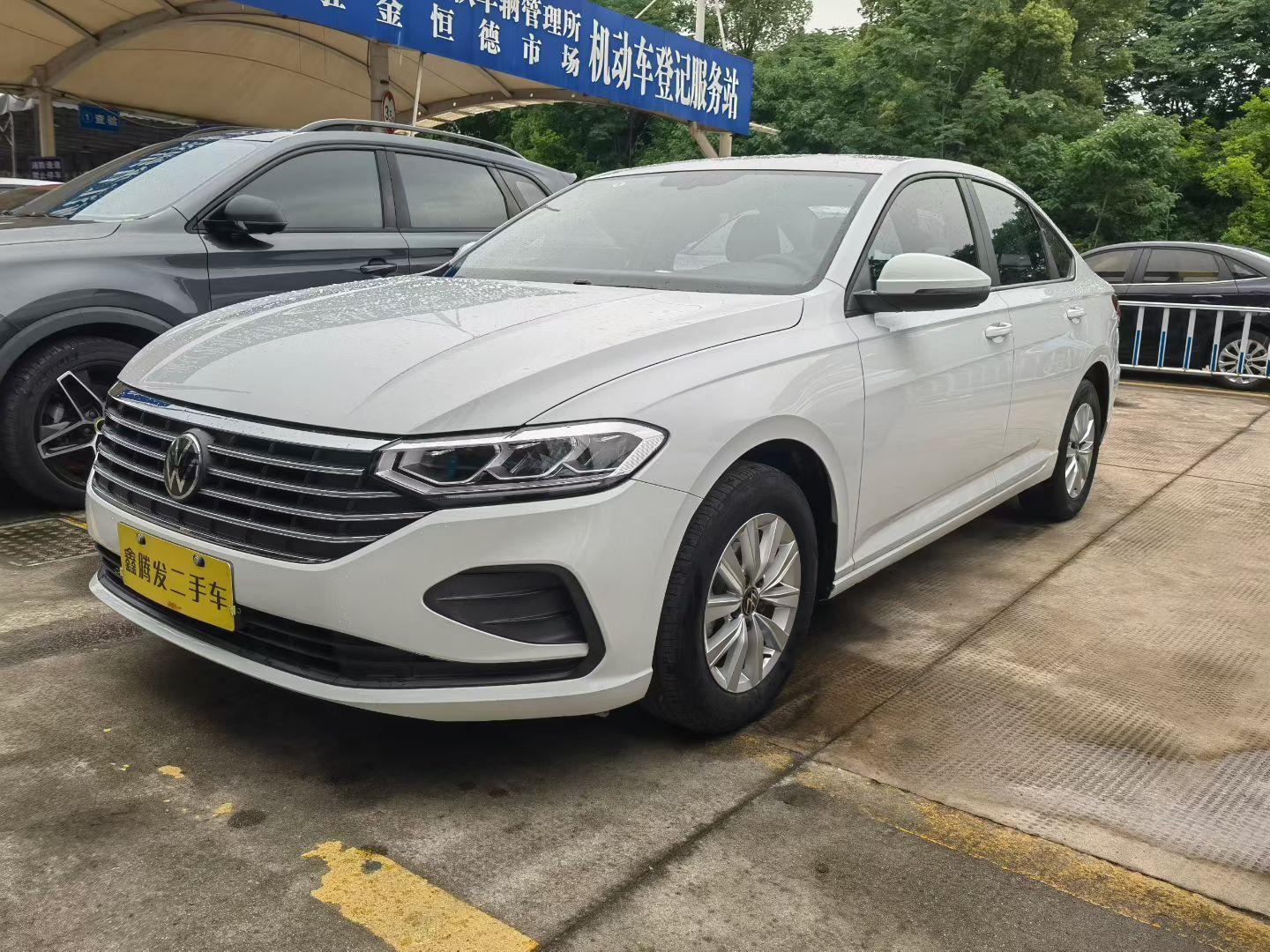 Volkswagen Lavida Facelift 1.5L Auto Ease 2024
