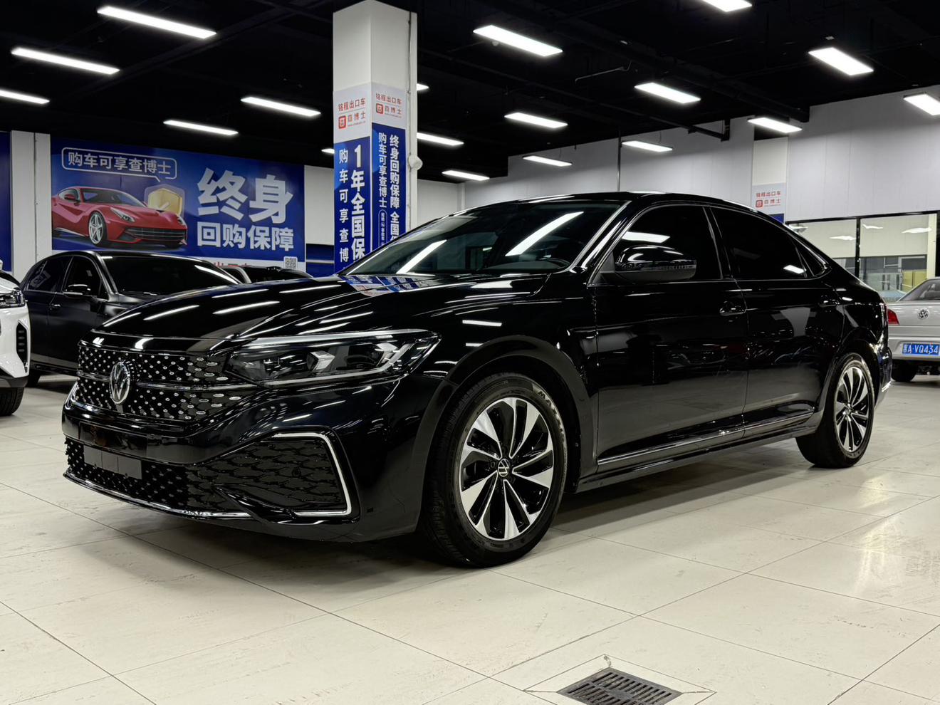 Volkswagen Passat 280TSI Starlight Elite (1.4L) 2023