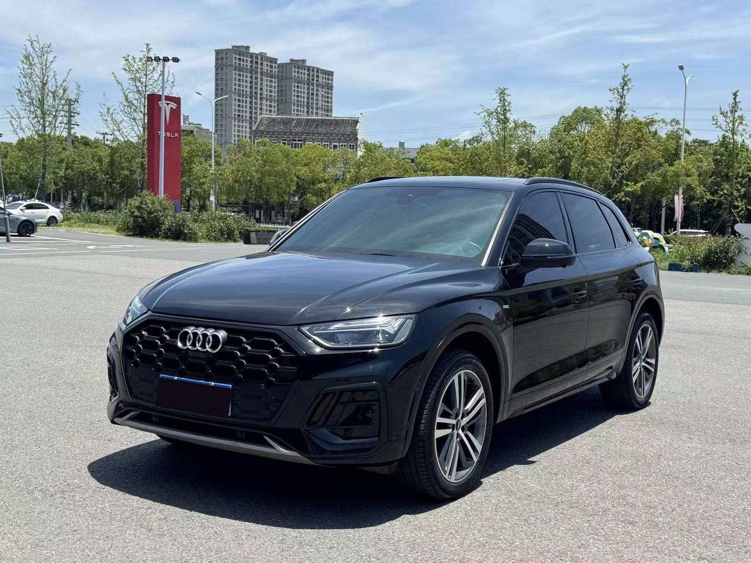 Audi Q5L 40T Luxury Elegant 2024