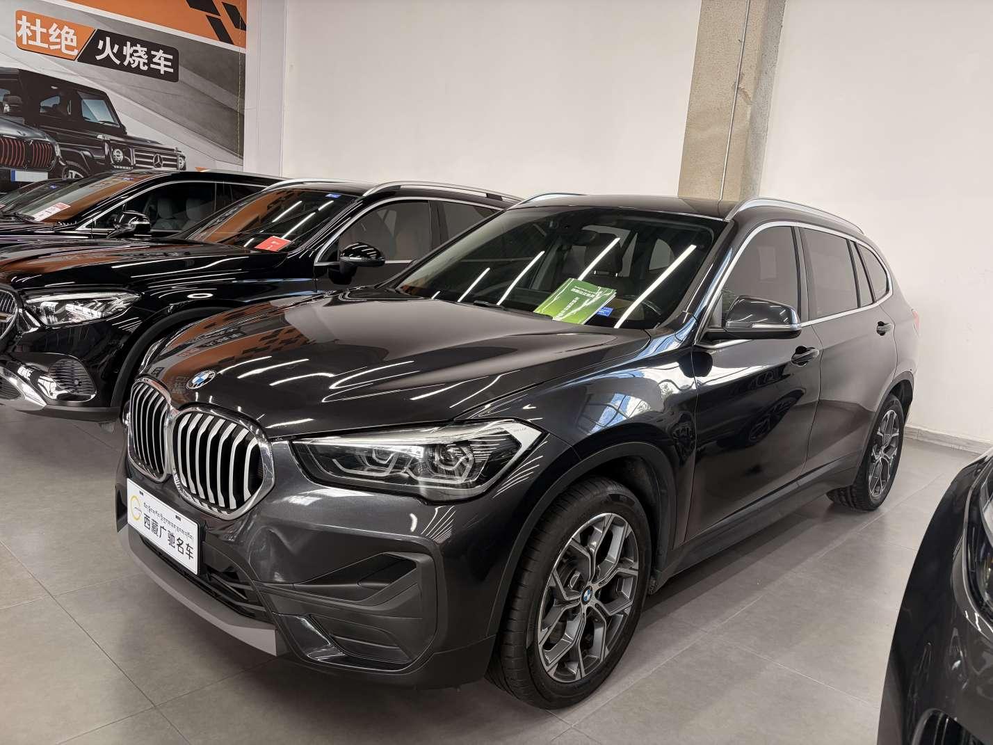 BMW X1 sDrive25Li Leading 2021