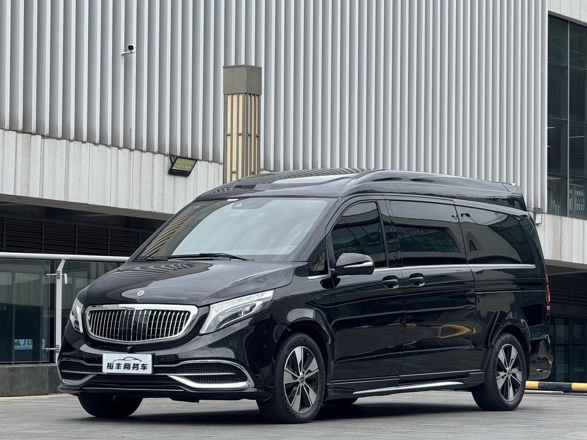 Mercedes V-260 Long Wheelbase Prestige (2L) 2023