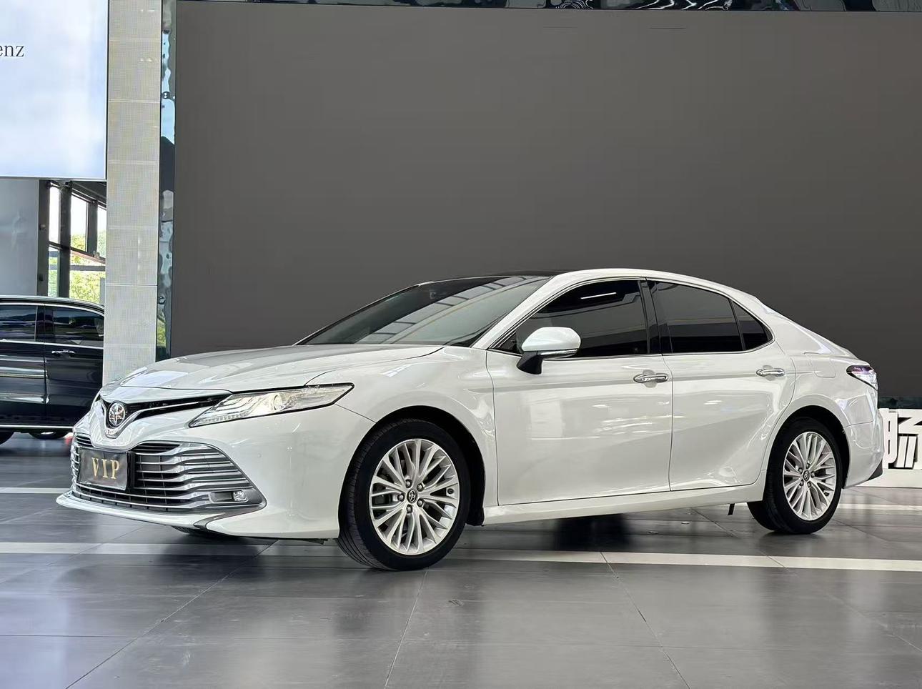 Toyota Camry G Luxury (2.5L) 2020