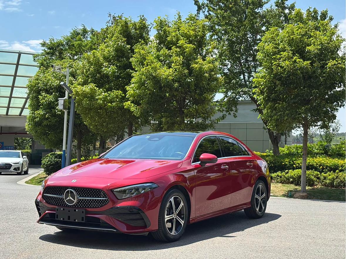 Mercedes Benz Class-A Fashion (1.3L) 2024