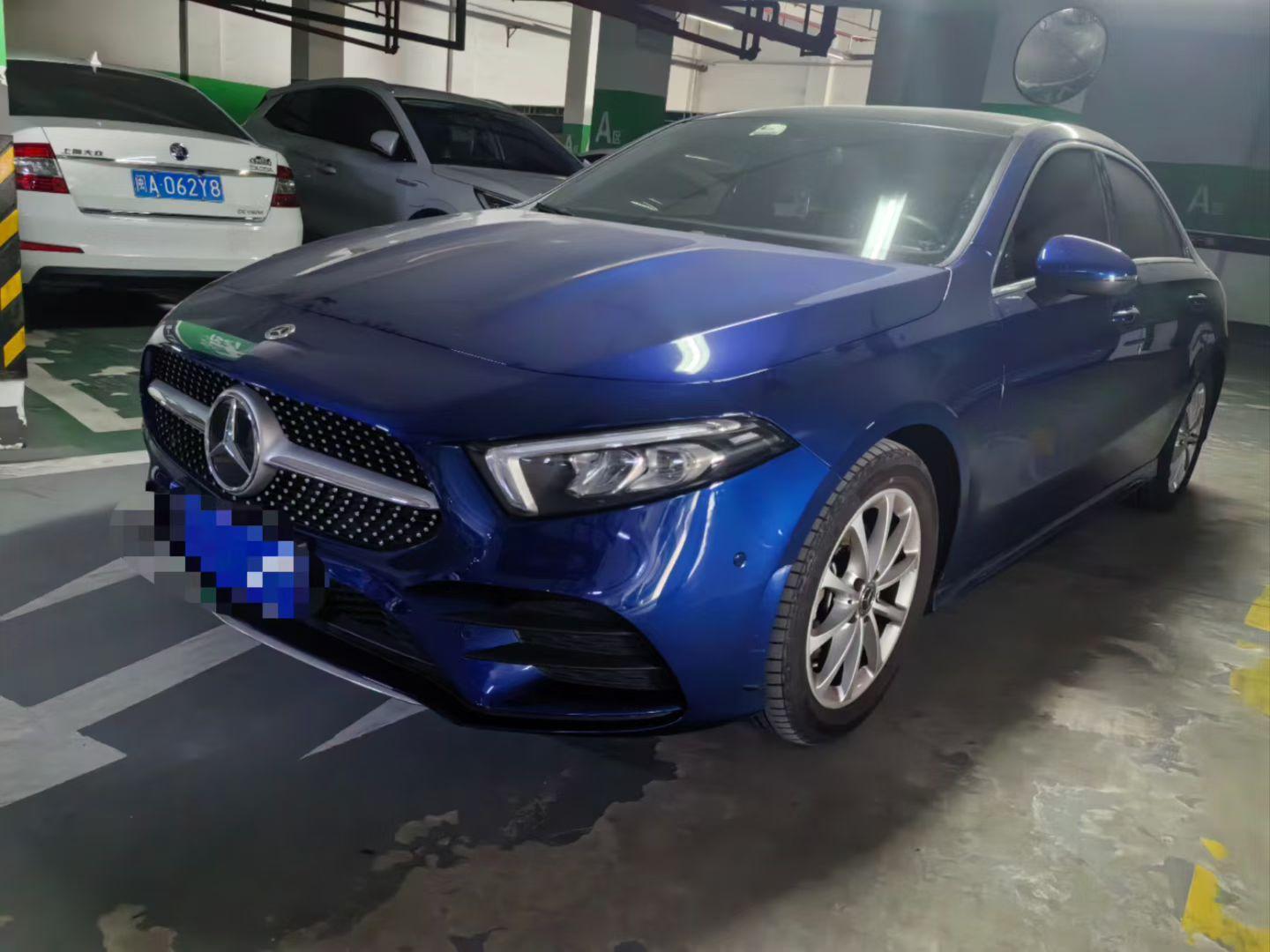 Mercedes Benz Class-A Sport Sedan Dynamic (1.3L) 2021